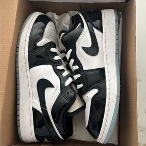 Nike Kids Sneakers Black and White
